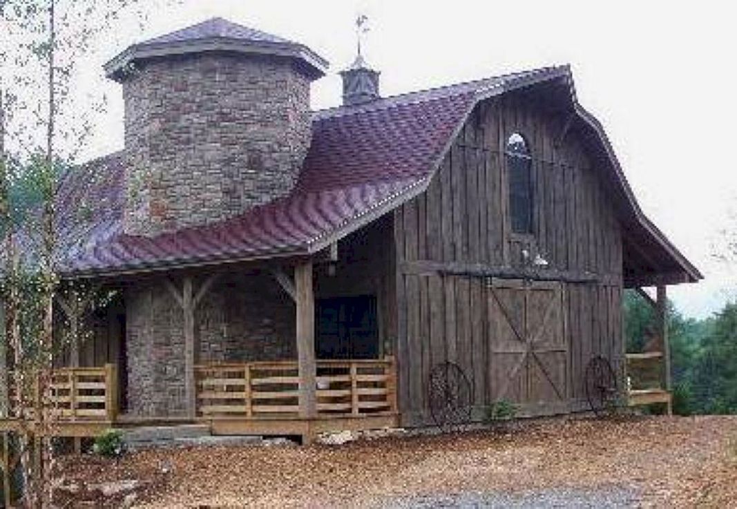 45+Beautiful Classic and Rustic Old Barns Inspirations