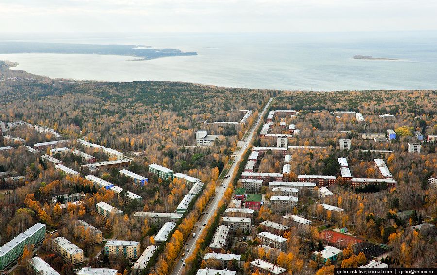 Akademgorodok (Russian: Академгородо́к, English: Academy Town), is a part of the Russian city Novosibirsk, located 20 km south of the city center. It is the educational and scientific centre of Siberia. Gelio (Степанов Слава) - Новосибирский Академгородок с высоты City Center, Novosibirsk, Russian Culture, Siberian, Petersburg, San Francisco Skyline, Dolores Park, Reference