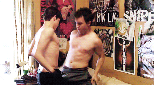 Shameless Ian Y Mickey Gay Gif SHAMELESS IAN Y MICKEY GAY GIF