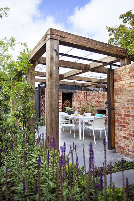 Single pergola designs