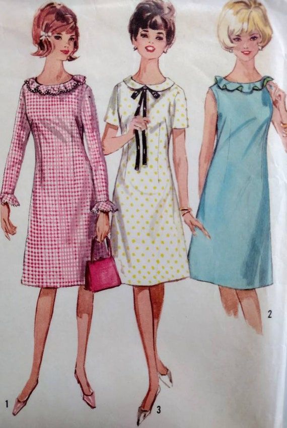 Check out this item in my Etsy shop https://www.etsy.com/listing/1215006572/simplicity-5910-shift-dress-pattern Vintage Dress Sewing Patterns, Simplicity Sewing Patterns, Sewing Dresses, Vintage Dresses, Vintage Outfits, Sewing Ideas, Sleeveless Dress Pattern, Pleated Skirt Pattern, Shift Dress Pattern