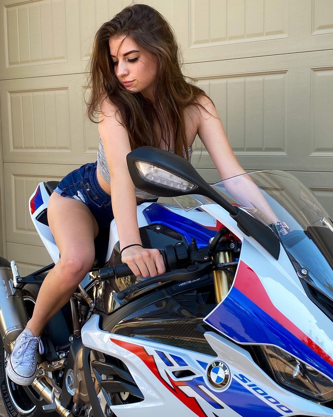 Slick👑 (@slickerspeed) posted on Instagram: “this s1000rr is🤤🤤🤤 imagine