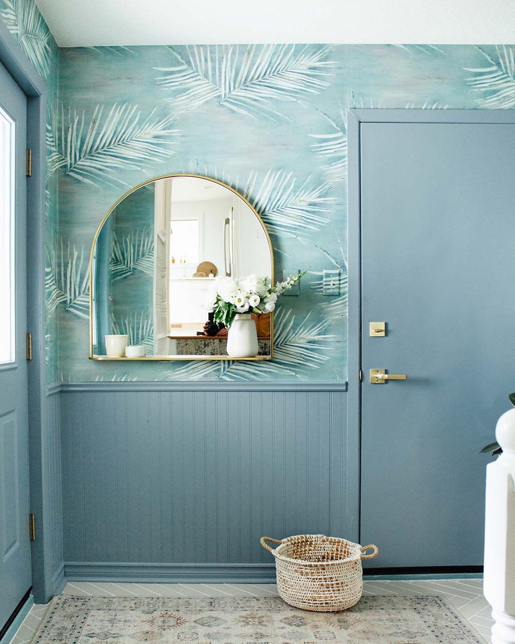 Inspiring Ideas For Entryway Decor Clare Entryway Decor Decor Best Blue Paint Colors