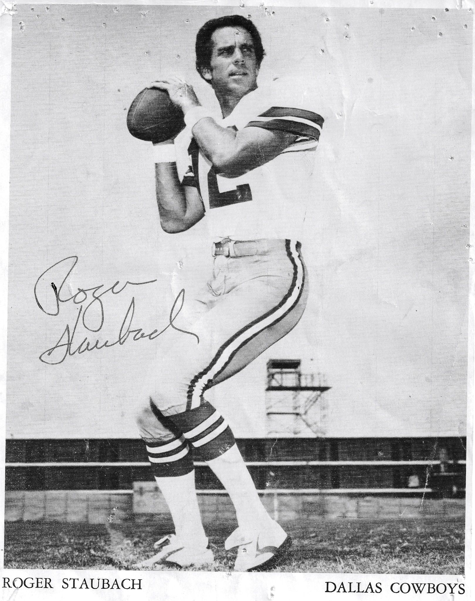 Roger Staubach | Dallas cowboys, Male sketch, Football players
