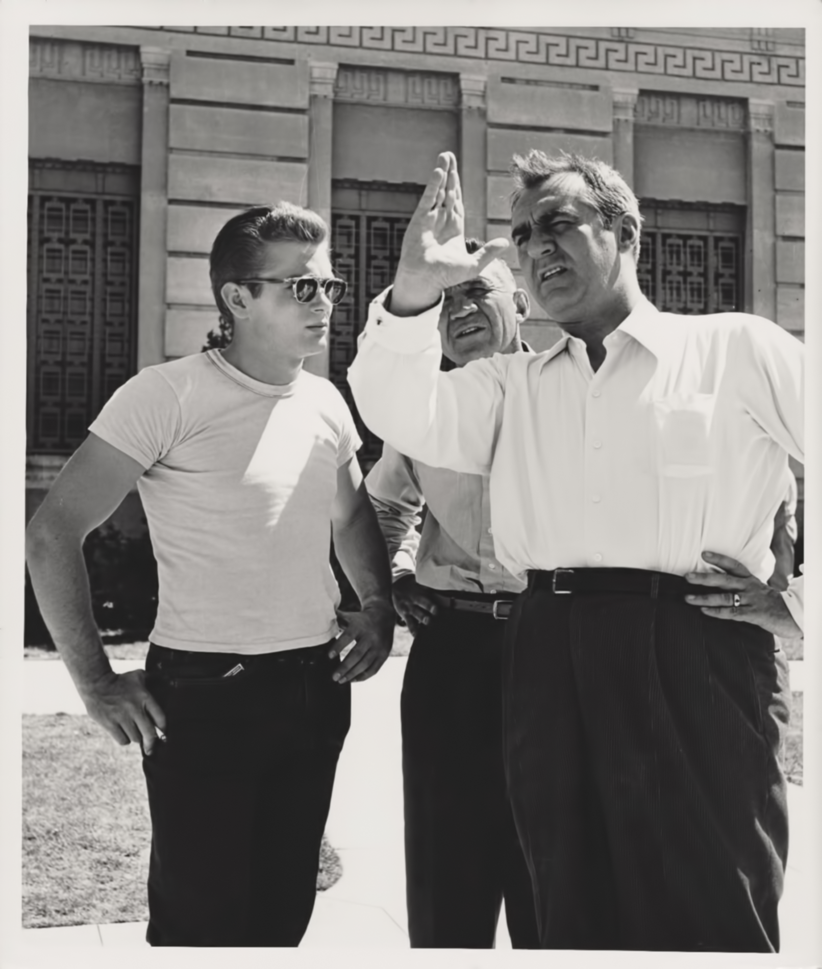 James Dean Jim Backus Y Mushy Callahan James Dean James Dean Photos Old Hollywood Actors James Dean Jim Backus Y Mushy Callahan James Dean James Dean Photos Old Hollywood Actors