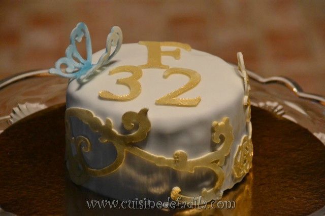 Un Gateau D Anniversaire Elegant Gateau Anniversaire Gateaux D Anniversaire Elegants Gateau Un Gateau D Anniversaire Elegant Gateau Anniversaire Gateaux D Anniversaire Elegants Gateau