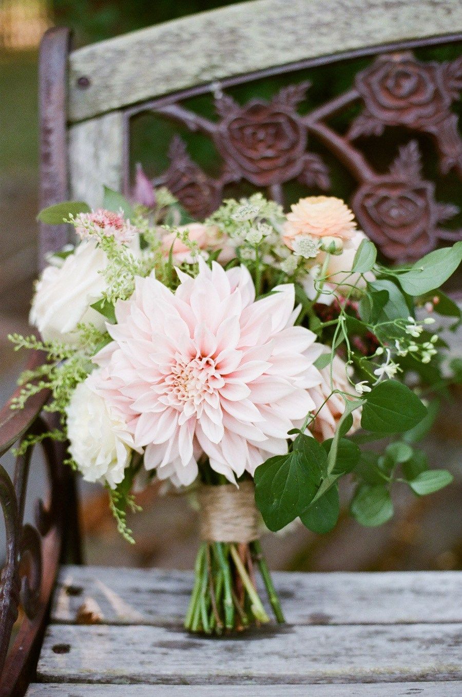 Summer Rhode Island Wedding with Sweet Rustic Style