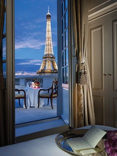 Stylish Hotel Overlooking The Eiffel Tower Paris I Wanna Travel Stylish Hotel Overlooking The Eiffel Tower Paris