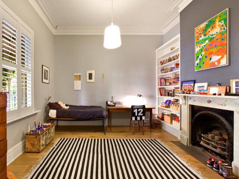 Esta Gran Casa Reformada Por Una Familia De Victoria Australia Nos Esta Gran Casa Reformada Por Una Familia De Victoria Australia Nos Ofrece Un Estilo Boy Bedroomsgrey Colorspaint Colourswall