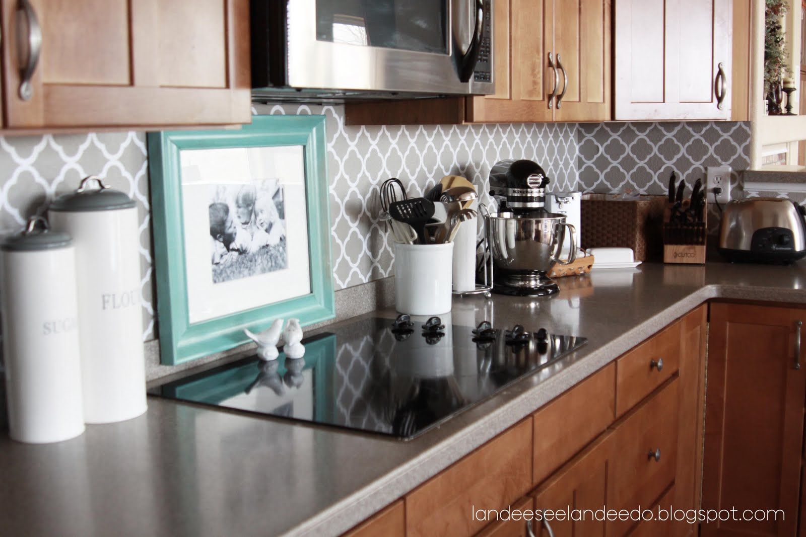 Vinyl Backsplash Instead Of Painting Wall Paint Is Valspar