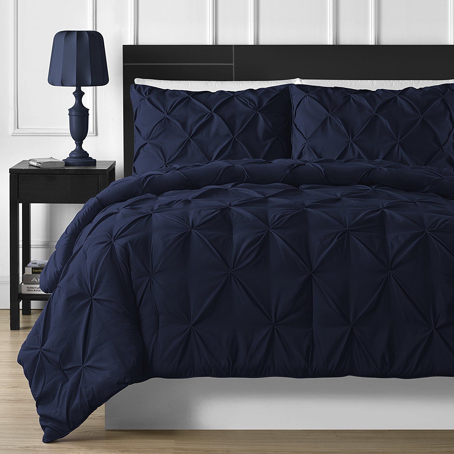 Navy Blue Bedding Sets and Quilts