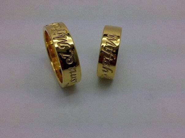 Wow 15 Gambar Cincin Tunangan Emas Di Jari Cincin Tunangan Terindah Cincin Tunangan Terindah Dan Tempatnya Gambar Manfaat Sholat Cincin Tunangan Emas Cincin