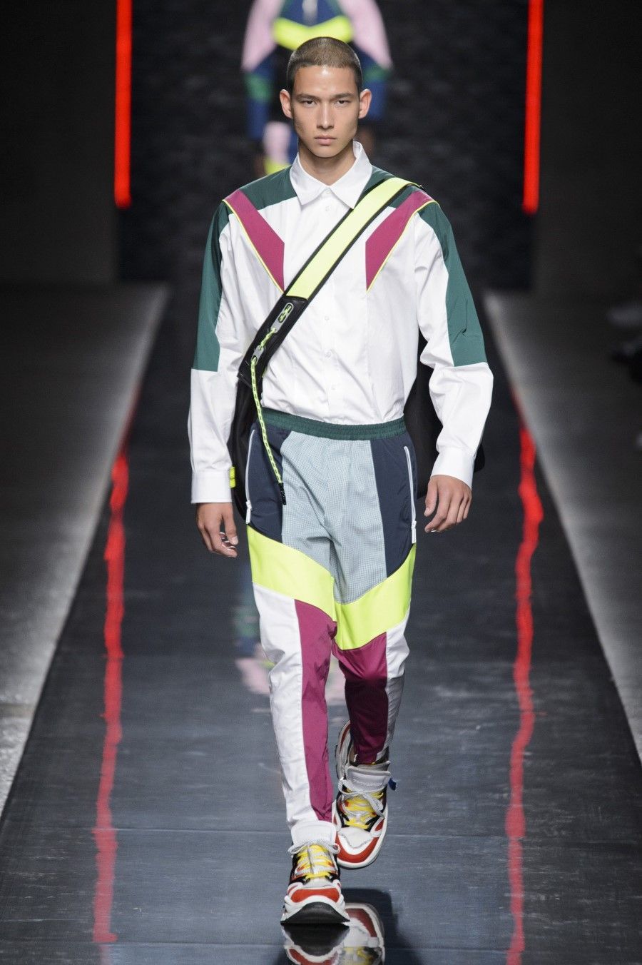 Watch Balmain’s SpringSummer 2019 Collection Goes Wild Military video Watch Balmain’s SpringSummer 2019 Collection Goes Wild Military video