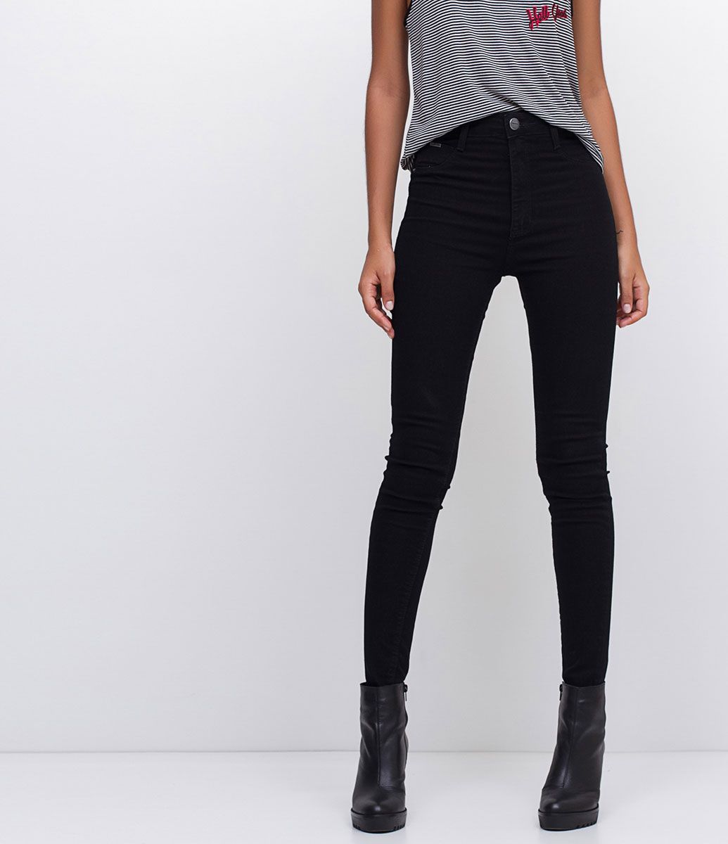 Calça Skinny em Sarja com Cintura Alta | Calça jeans cigarrete, Calça skinny, Calsa jeans feminina