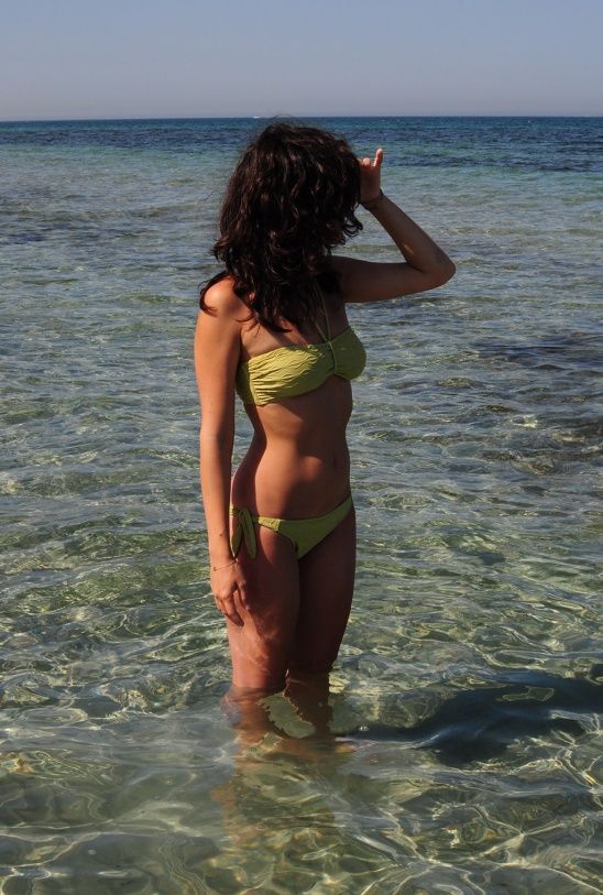 Here is the bikini I sewed up in July and I wore on holiday in August. Its made up of a bandeau top and a string bikini bottom, both lined. The main f...
