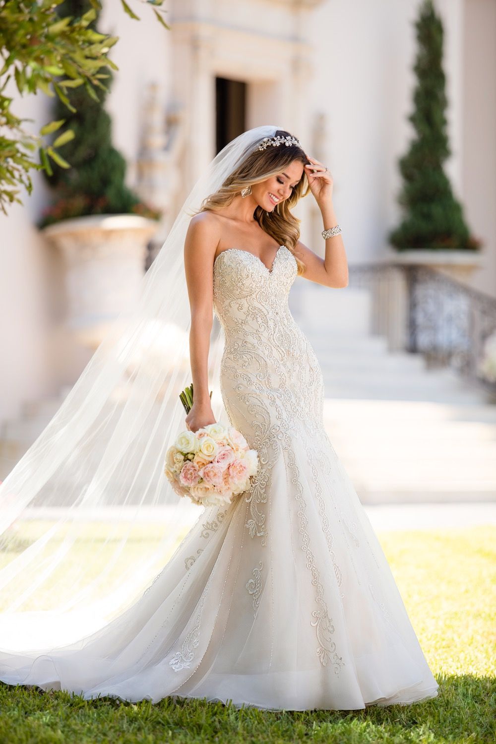 Hochzeitskleider - Bilder-Galerie und Brautkleider-Trends ...
