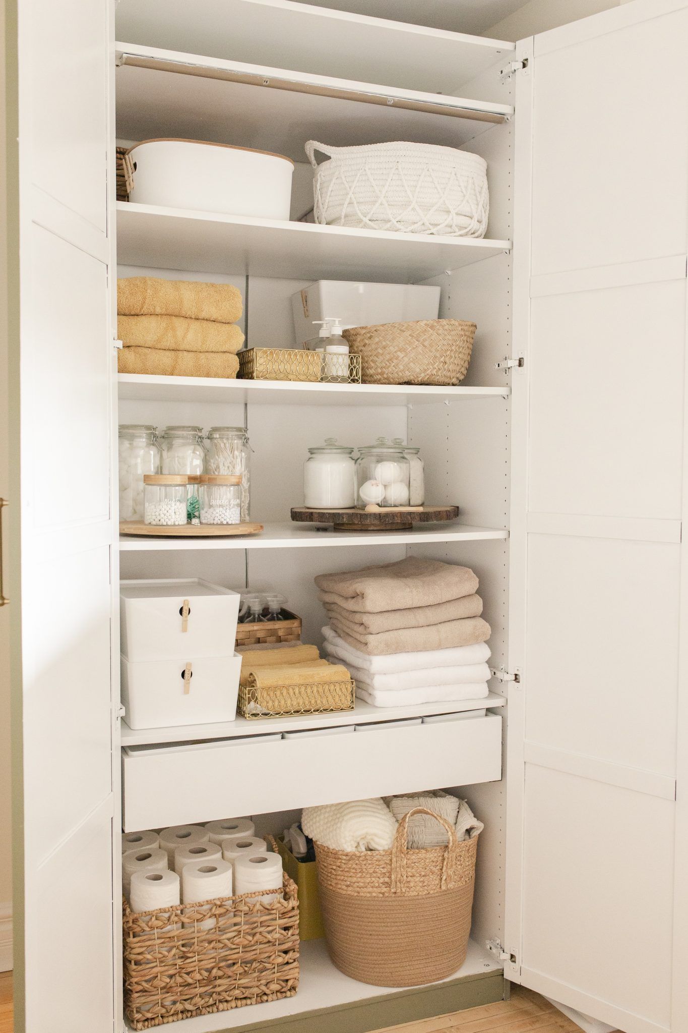 Fun Ikea hack: wardrobe turned linen closet! My simple DIY along with linen closet styling + organization tips and the best storage stuff! Linen Closet Organization, Home Organization Hacks, Bathroom Organisation, Bathroom Storage, Bathroom Decor, Bathroom Ideas, Small Bathroom, Remodel Bathroom, Organizing Wardrobe