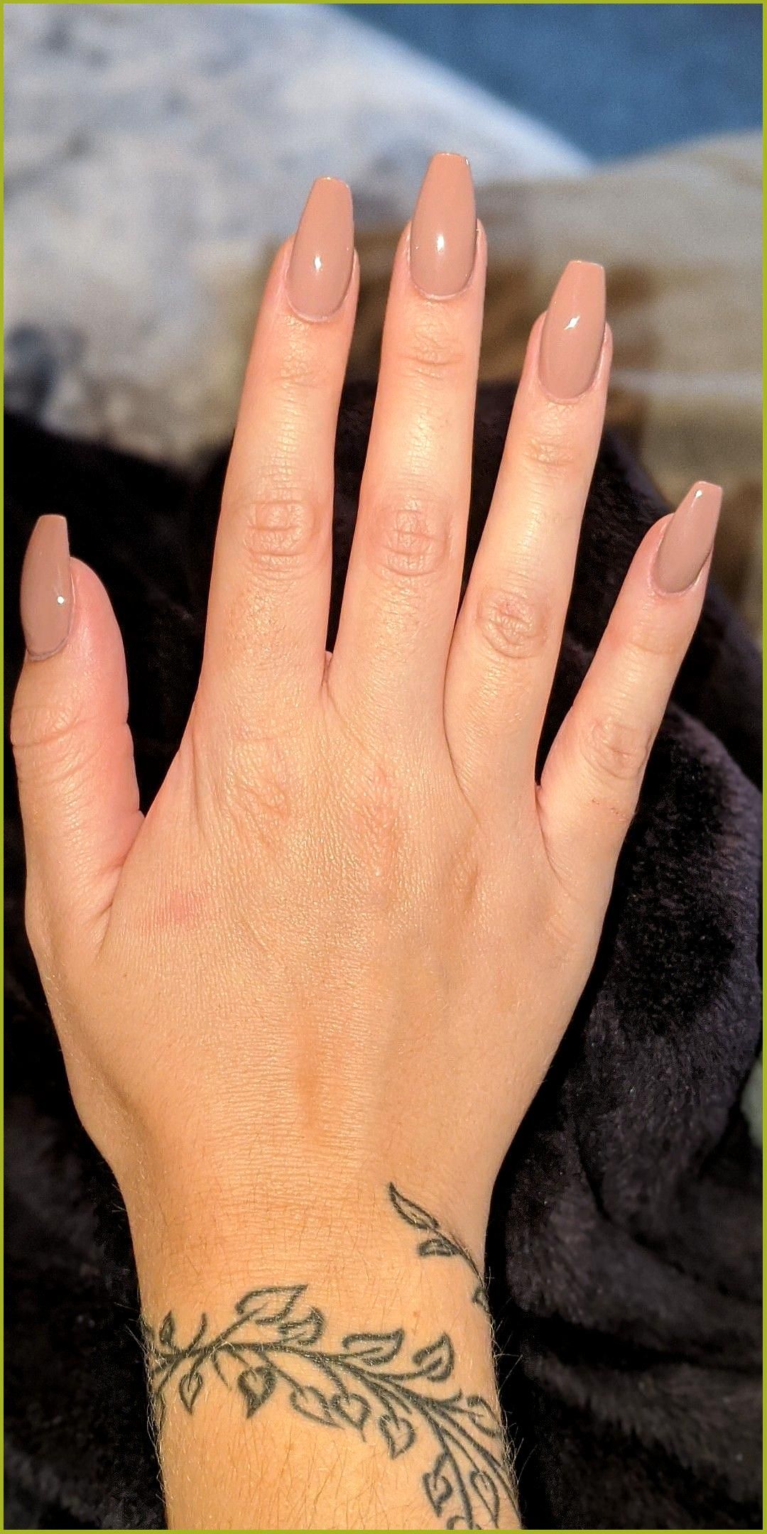 Autumn nails #autumn #nails the cold-climate months are proper across the corner, and whether or not you may be going online from domestic for the the rest of 2020 or from time to time venturing into the office, locating the proper wintry weather outfit for paintings is key. But with regards to dressing for much less than applicable conditions, there are some variables one ought to bear in mind. As a result, bouts of concept may be few and a long way between. Rather than construct your bes Acrylic Nails Coffin Short, Pretty Acrylic Nails, Best Acrylic Nails, Pretty Nails, Beige Nails, Neutral Nails, Brown Nails, Dark Nude Nails, Ongles Beiges