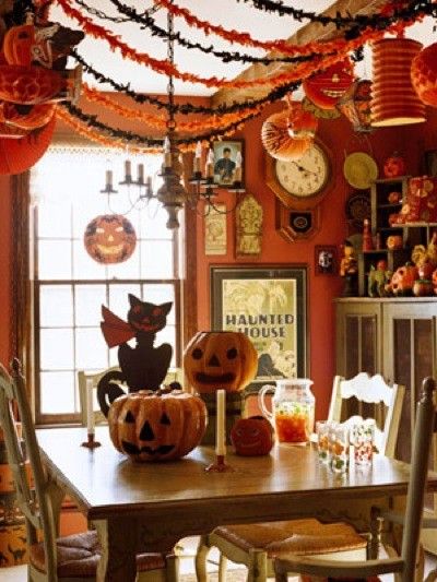 I Love Vintage Vintage Look Halloween Decor Vintage Halloween Decorations Chic Halloween Halloween House I Love Vintage Vintage Look Halloween Decor Vintage Halloween Decorations Chic Halloween Halloween House