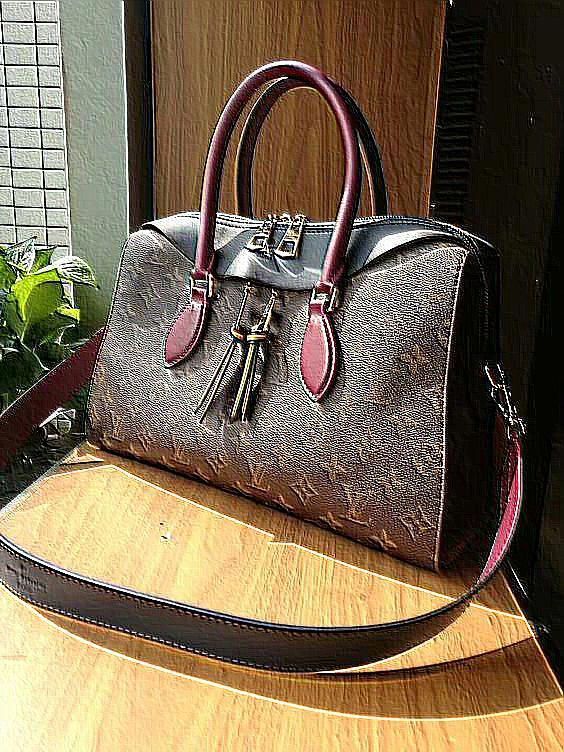 Louis Vuitton Designer handbags. Find the most up to date designer LV Louis Vuitton Designer handbags. Find the most up to date designer LV