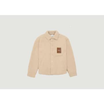 Teddy Aspen Jacket-Shirt: • Axel Arigato PU-Lederetikett auf der Brust • Silberne Metalldruckknöpfe des Markennamens • Hergestellt in China • Bequemer Polyesterstoff mit Samtrevers • Klassischer Kragen • Silbermetalldruckknöpfe mit dem Markennamen • PU-Lederetikett die Brusttasche mit silbernem Axel-Arigato-Logo • Oberstoff: 100 % Polyester. • Futter: 100 % Polyester Aspen, Shirt Jacket, Shirt Dress, Axel Arigato, China, ? Logo, Polyester, Mens Tops, Jackets