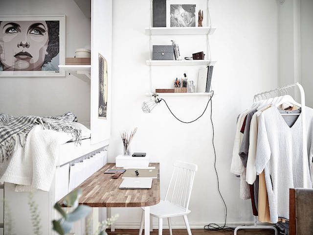 SELENCY : Desk / office / bedroom / dressing / white / natural / small spaces / ...