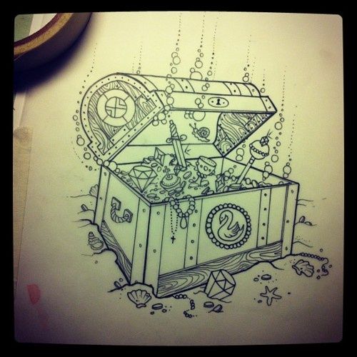 Ship Wheel With Treasure Chest And Anchor Guys Shaded Arm Tattoo Tatuagens Gregas Tatuagem Pirata Bau De Tesouro