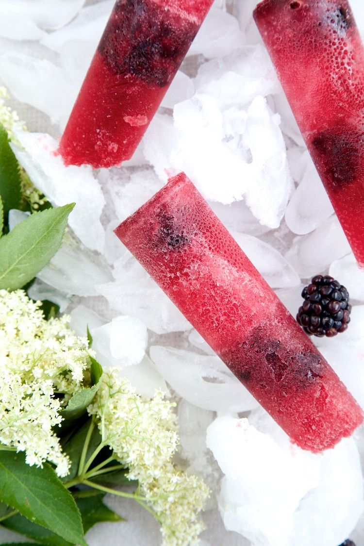 Elderflower & Blackberry Ice Pops • Poptails Ice pops Elderflower & Blackberry Ice Pops • Poptails Ice pops