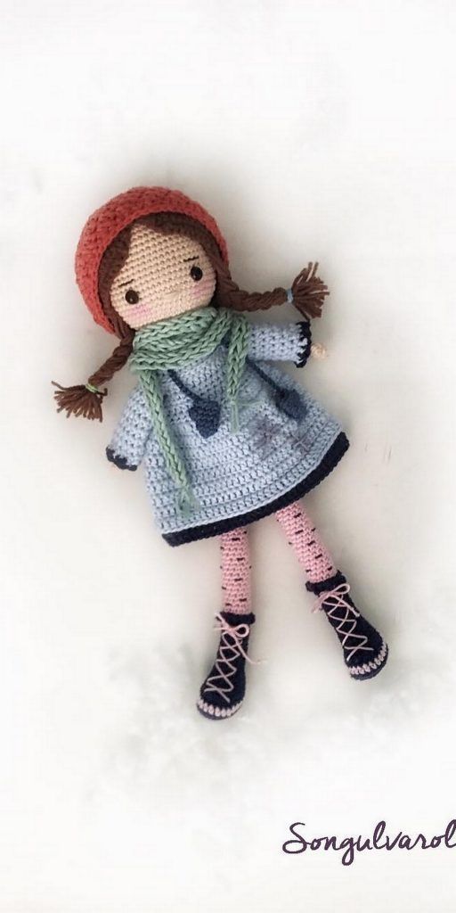 Pin Op Amigurumi Doll