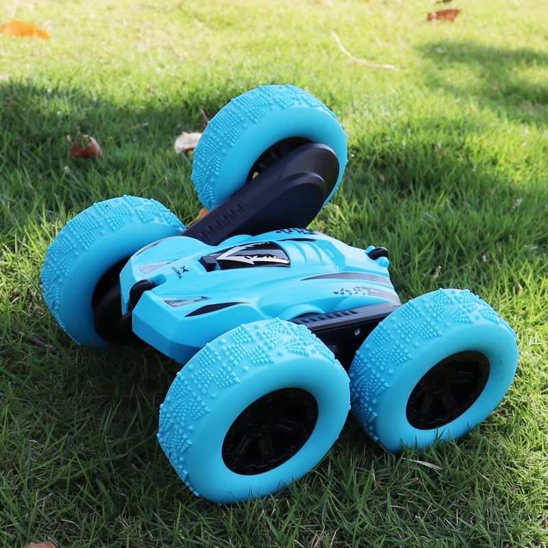 4WD RC Car 2.4G Radio Remote Control Car 1:24 Double Side RC Stunt Cars 360° Reversal Vehicle Model Toys Warning: Don't play in crowded place Usage Time: 20 Minutes Type: Car State of Assembly: Ready-to-Go Scale: 1:24 Remote Distance: 50 Meters Remote Control Battery: 2*AA Battery (Not Include) Remote Control: Yes Recommend Age: 7-12y Package Includes: USB Cable Package Includes: Charger Package Includes: Operating Instructions Package Includes: Remote Controller Package Includes: Batteries Pack Spinning, Remote Control Cars, Usb, Car Battery, Rc Cars, Stunts, Charger, Vehicles, Model