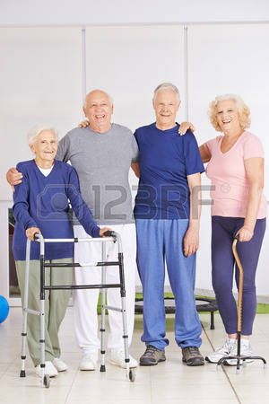 Alte frauen, die alte männer suchen
