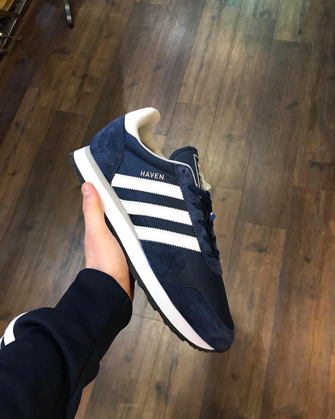 New Colourway Of The The Adidasoriginals Haven Is Available Instore Now Adidasoriginals Adidas Chaussure Sport Homme Chaussure Sport Chaussures Pour Hommes