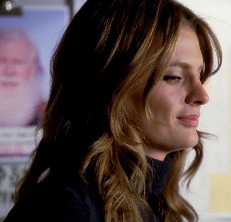 Secret Santa 29 5x09 Castle Tv Shows Kate Beckett Great Tv Shows Secret Santa Seasons
