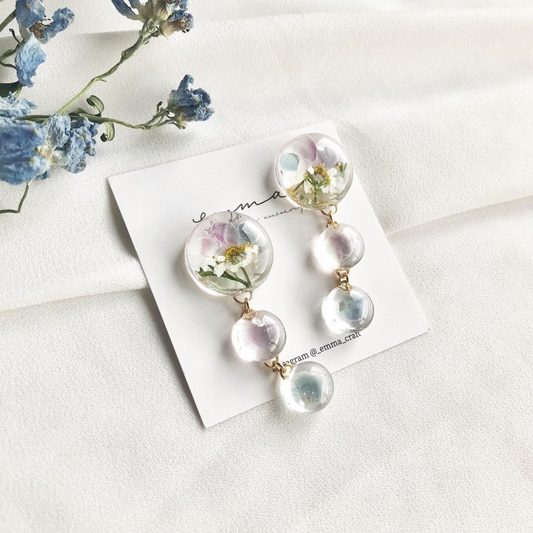 Emma On Instagram おはようございます Candy Drop カモミールとフローライト こちら制作にものすごく時間と手間と精神力が必要です お値段少し高めになりそうなので販売は未定です ご アクセサリー 手作り アクセサリー レジン アクセサリー Emma On Instagram おはようございます Candy Drop カモミールとフローライト こちら制作にものすごく時間と手間と精神力が必要です お値段少し高めになりそうなので販売は未定です ご アクセサリー 手作り アクセサリー レジン アクセサリー