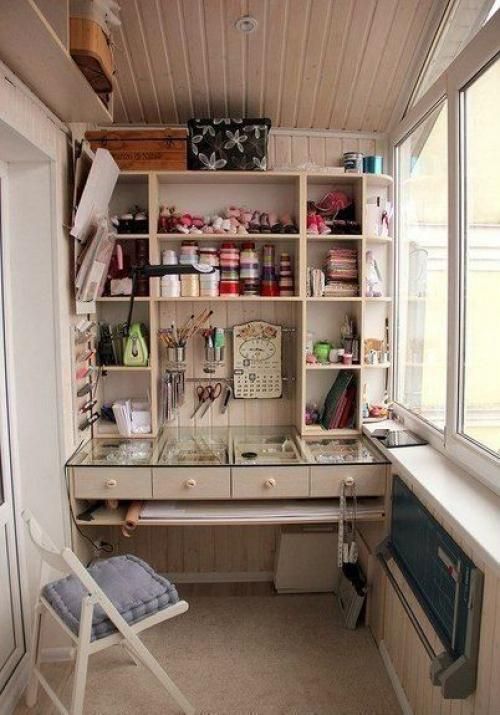 Балкон как дополнительная комната | oblacco Estilo Interior, Interior Styling, Interior Decorating, Painted Brick Fireplaces, Diy Decor, Room Decor, Decor Ideas, Folding Furniture, Balcony Design