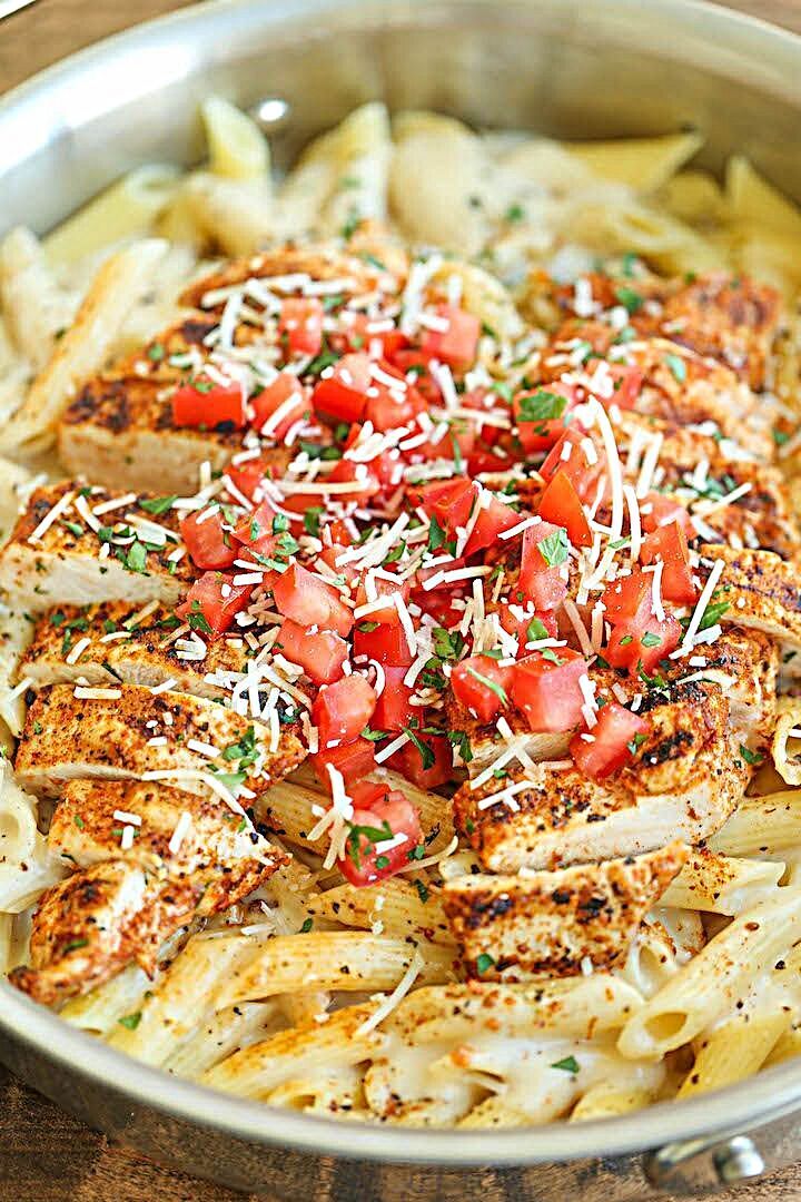 Cajun Chicken Pasta - Chili's copycat recipe made at home with an amazingly creamy melt-in-your-mout...