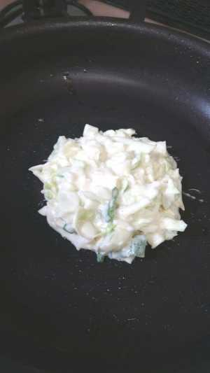 レシピ ニチレイフーズのいかリングdeミニお好み 冷凍食品の冷食 Com いかリングを使って子どものおやつやお弁当にも使えるミニお好み焼きを作りました 作り方3 フライパンに油を引き お好み焼きのタネを丸く整えて中火で焼きます レシピ 冷凍食品 おやつ レシピ ニチレイフーズのいかリングdeミニお好み 冷凍食品の冷食 Com いかリングを使って子どものおやつやお弁当にも使えるミニお好み焼きを作りました 作り方3 フライパンに油を引き お好み焼きのタネを丸く整えて中火で焼きます レシピ 冷凍食品 おやつ