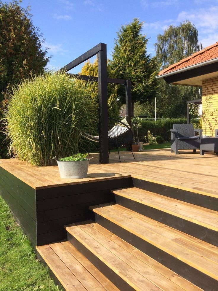 53 stunning patio decks that will add charm to your life 31 #deckpatio 53 Stunning Patio Decks That Will Add Charm To Your Life | lingoistica.com #patio #backyardlandscaping #desertlife