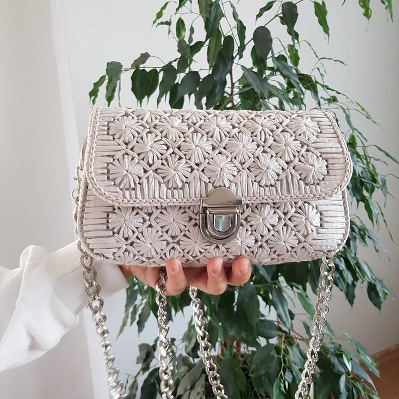 White Small Handmade Bag White Shoulder And Clutches Bag Etsy In 2021 Crochet Bag Tutorials Crochet Bag Pattern Canvas Bag Diy