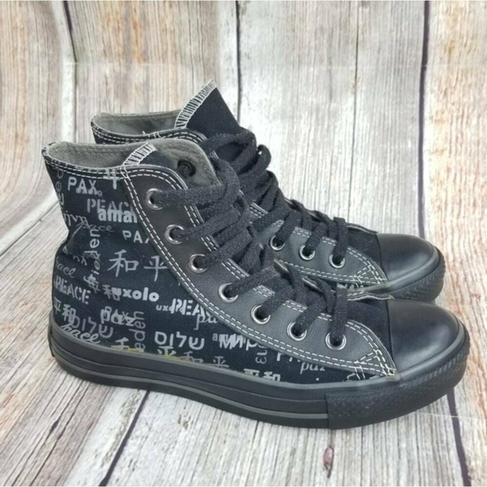 manufactures chuck taylor sneakers