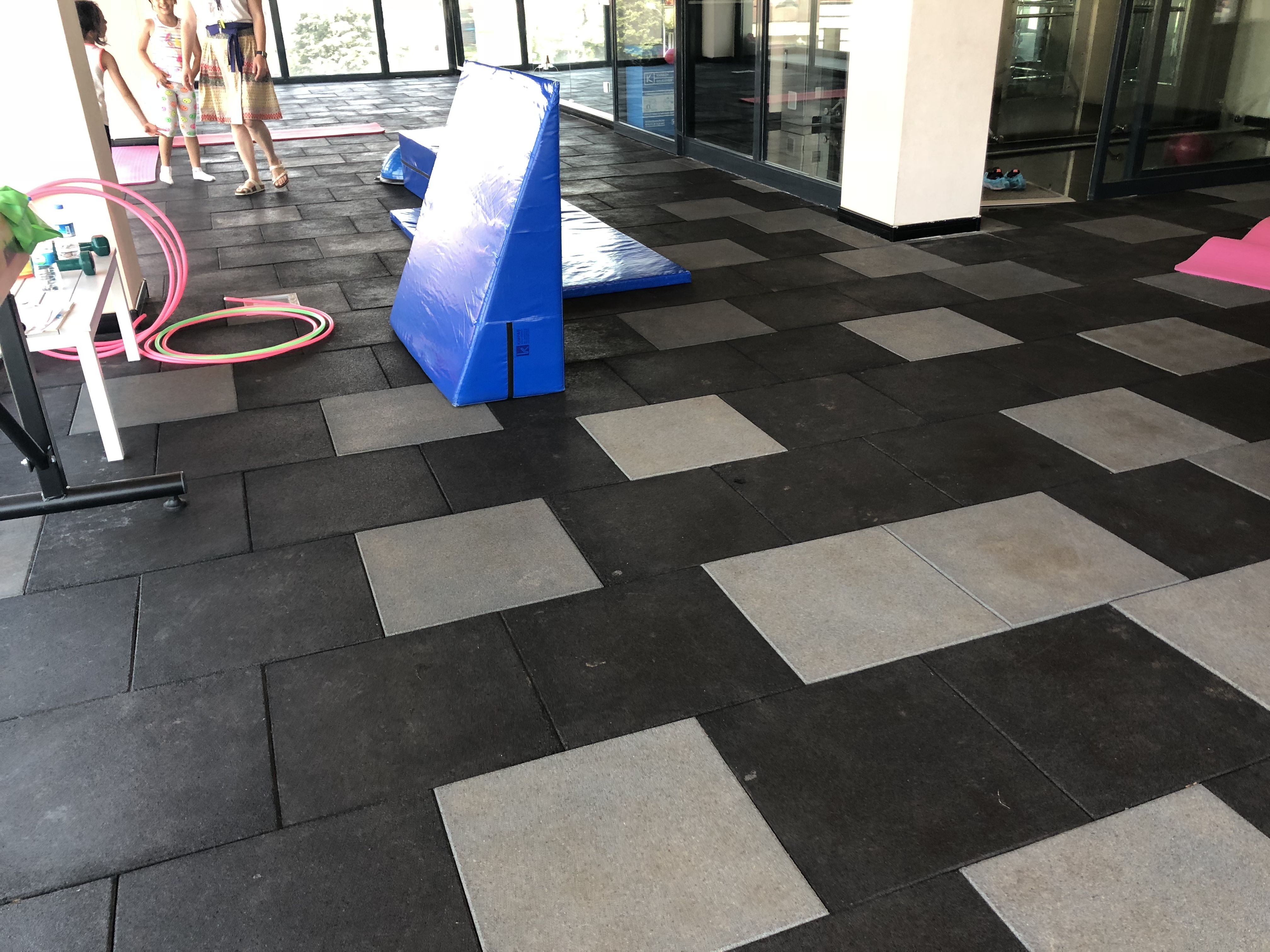 Zengerler Adli Kullanicinin Fitness Spor Salonu Zeminleri Panosundaki Pin