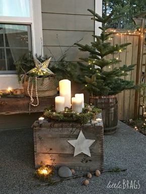 Little Brags: Our Christmas Porch and a Blog Hop Festival Noel Christmas, Primitive Christmas, Country Christmas, Christmas 2019, Farmhouse Christmas, Christmas Photos, Christmas Crafts, Christmas Ornaments, Simple Christmas