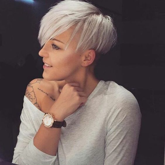 Coiffure On change de tête pour le printemps Peinados