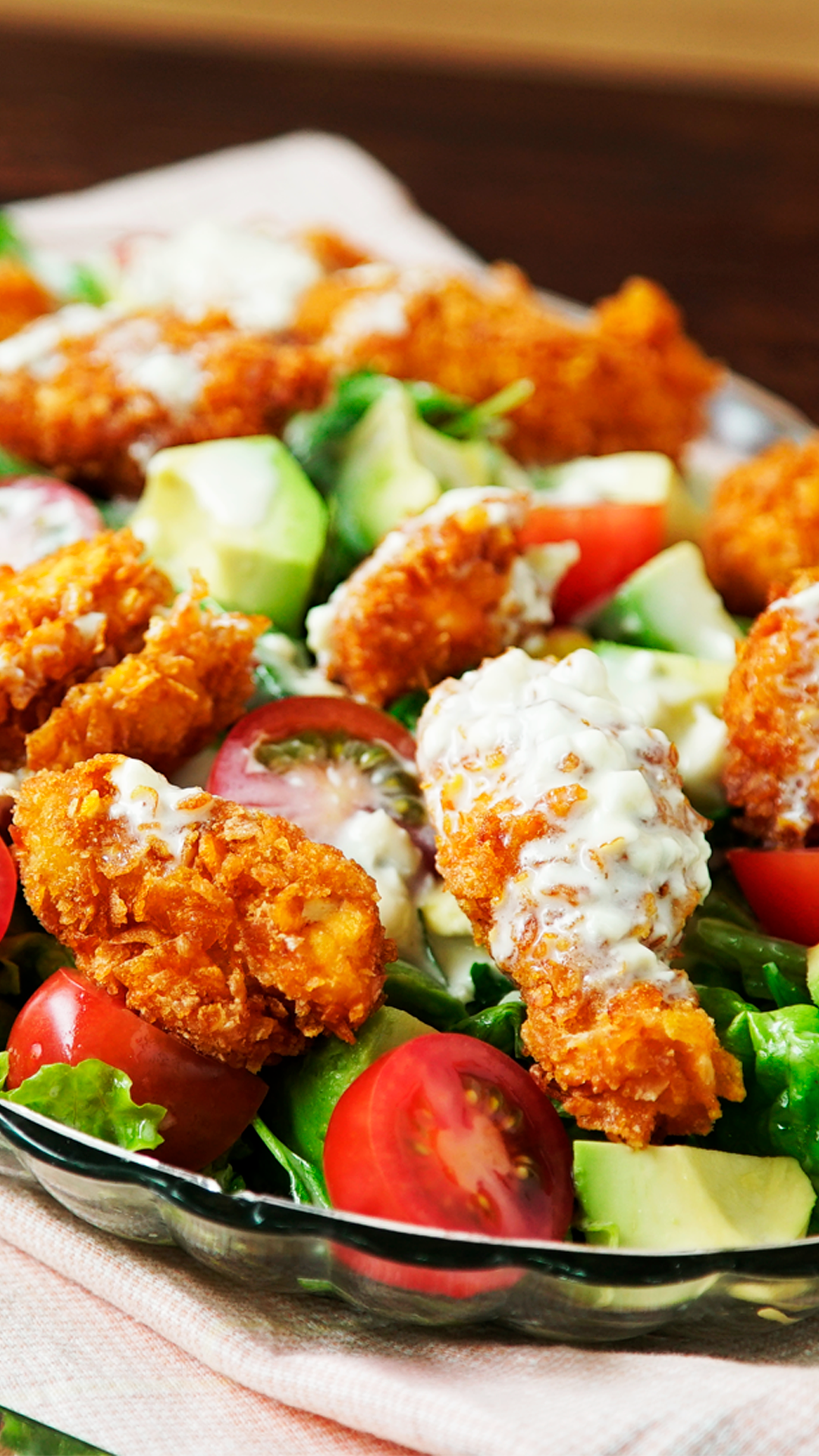 Pollo Crujiente con Ensalada Pollo Crujiente con Ensalada