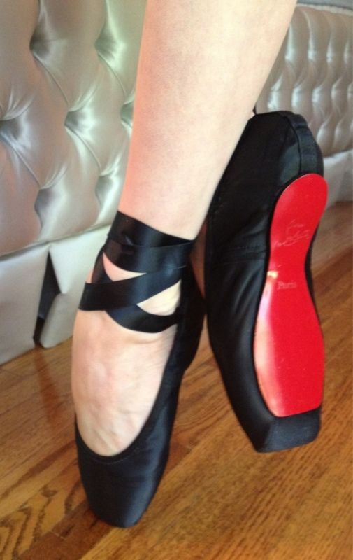 chausson louboutin chausson louboutin