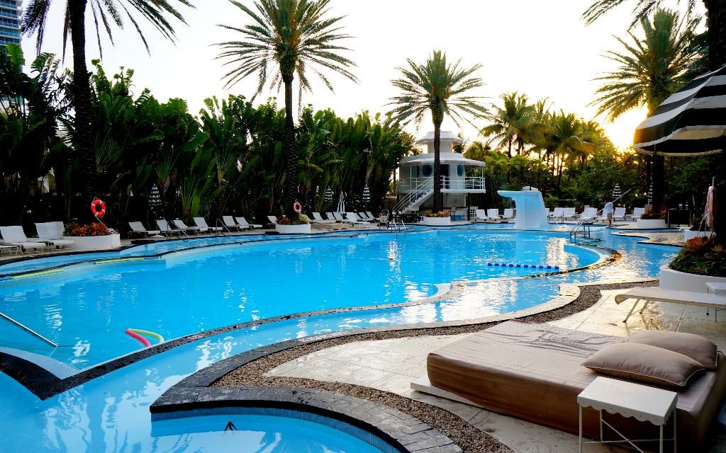 The Raleigh Miami Beach Fl Hotel 1775 Collins Avenue The Raleigh Miami Beach Fl Hotel 1775 Collins Avenue