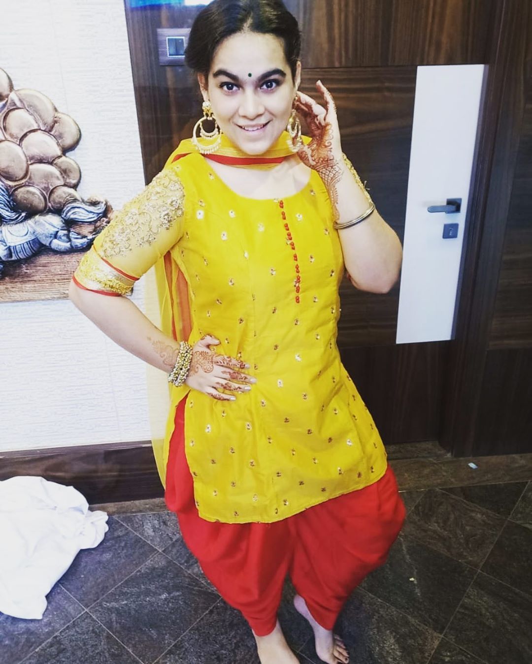 Haanji Kidaan! Suit aa punjabi jatti paae firdi ð punjaban folk indianlook punjabillok