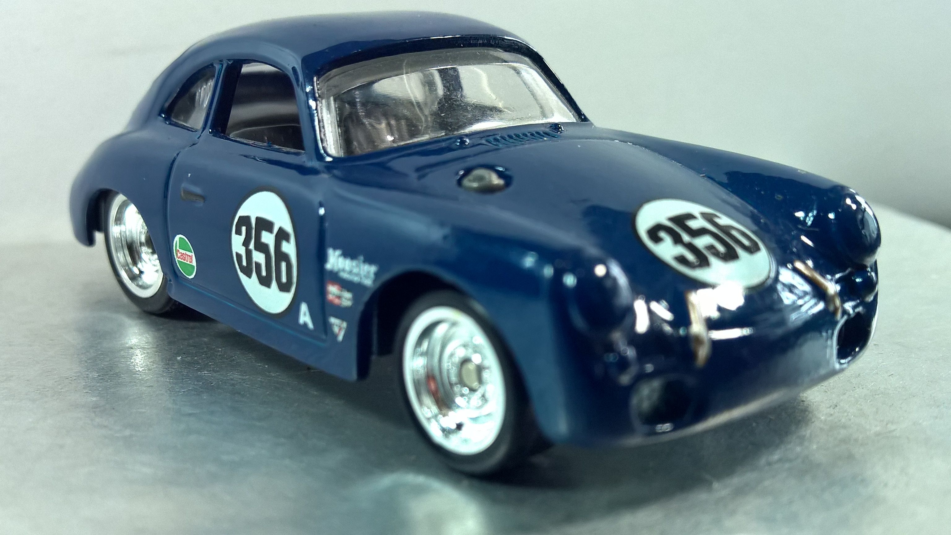HOT WHEELS AIR COOLED PORSCHE 356A OUTLAW
