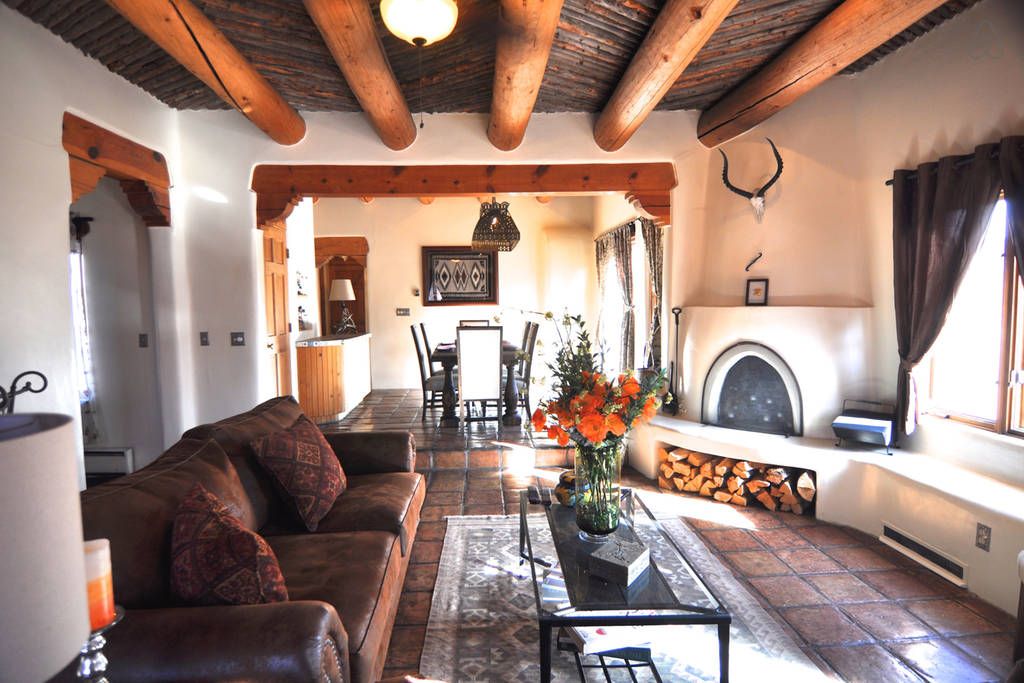 Historic pink adobe apartment in Santa Fe One bedroom apartment