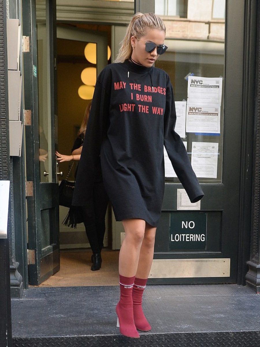 2019 year looks- Hot or Hmm: Rita Ora’s NYC Vetements Over Sized Sweatshirt and Burgundy Sock Boots 2019 year for women- Hot or Hmm: Rita Ora’s NYC Vetements Over Sized Sweatshirt and Burgundy Sock Boots